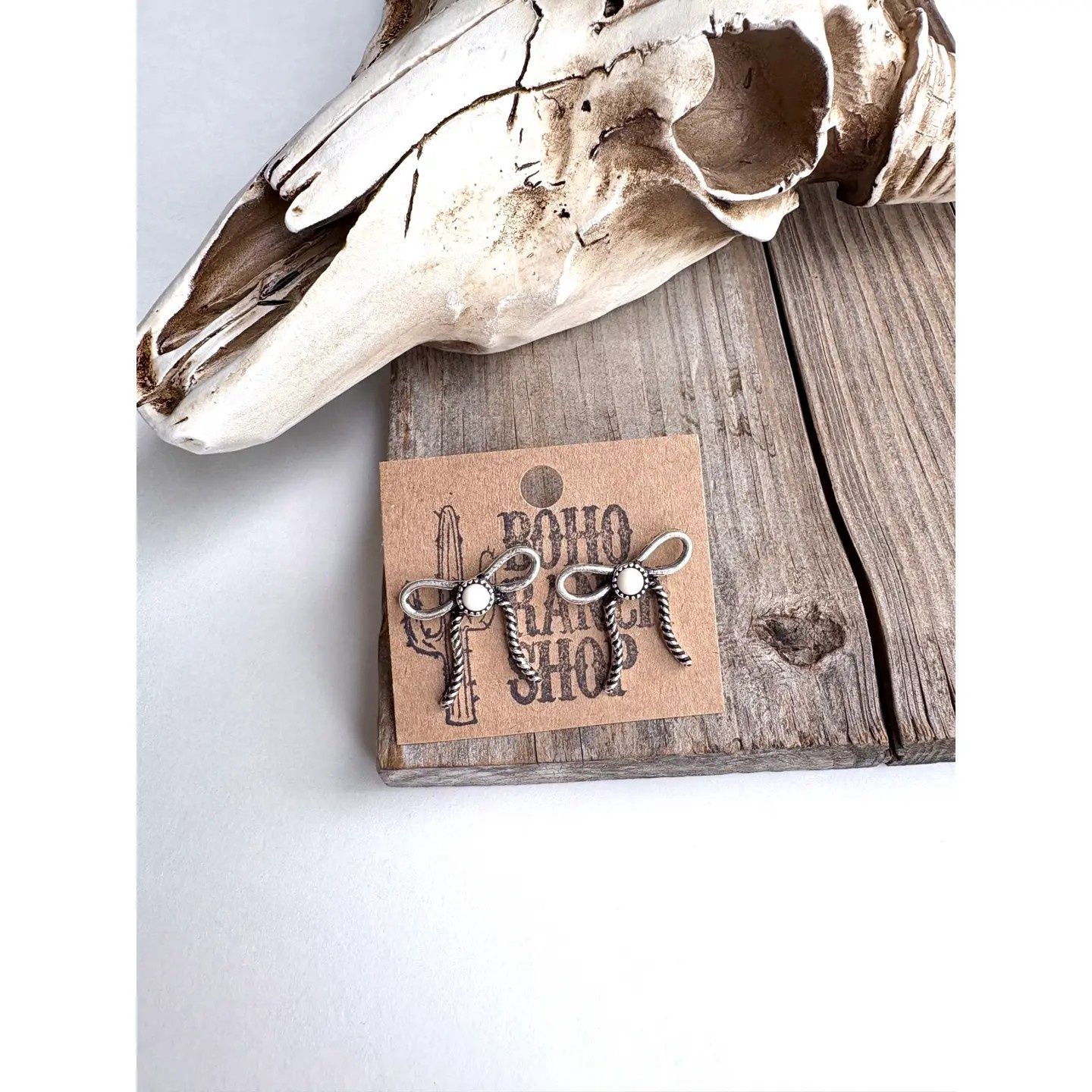 Western Coquette Bow Stone Stud Earrings, Colour: Wht