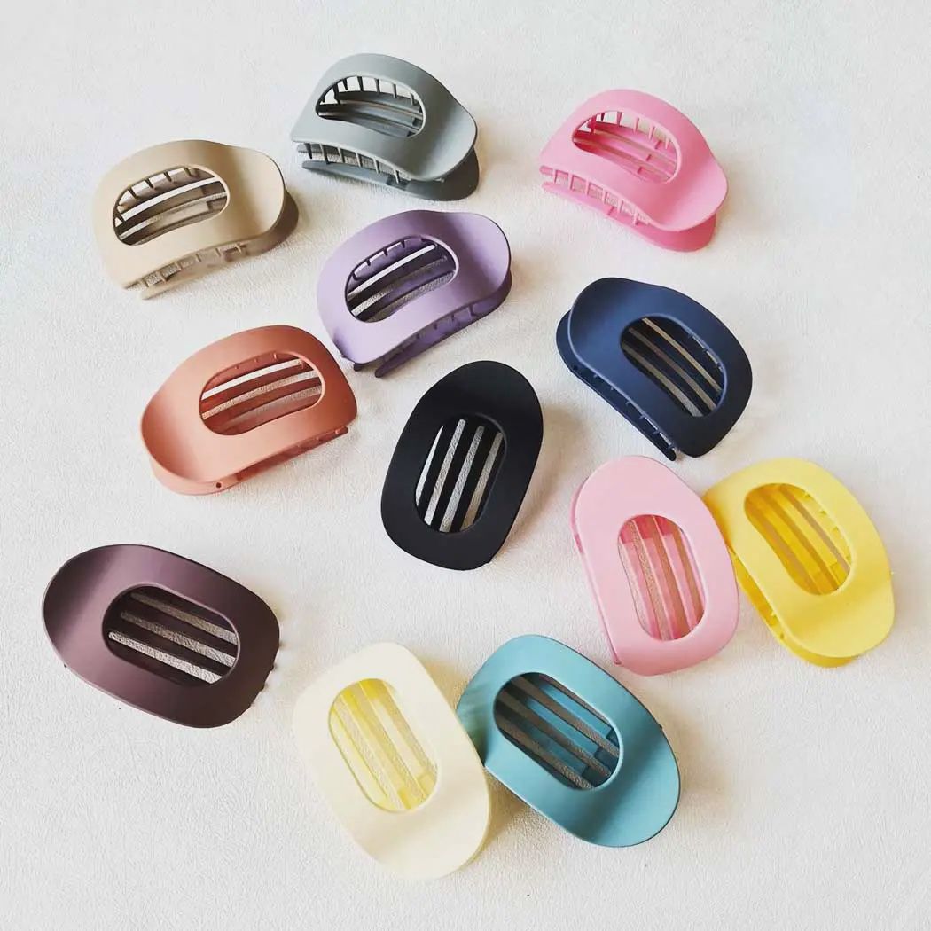 Flat clips