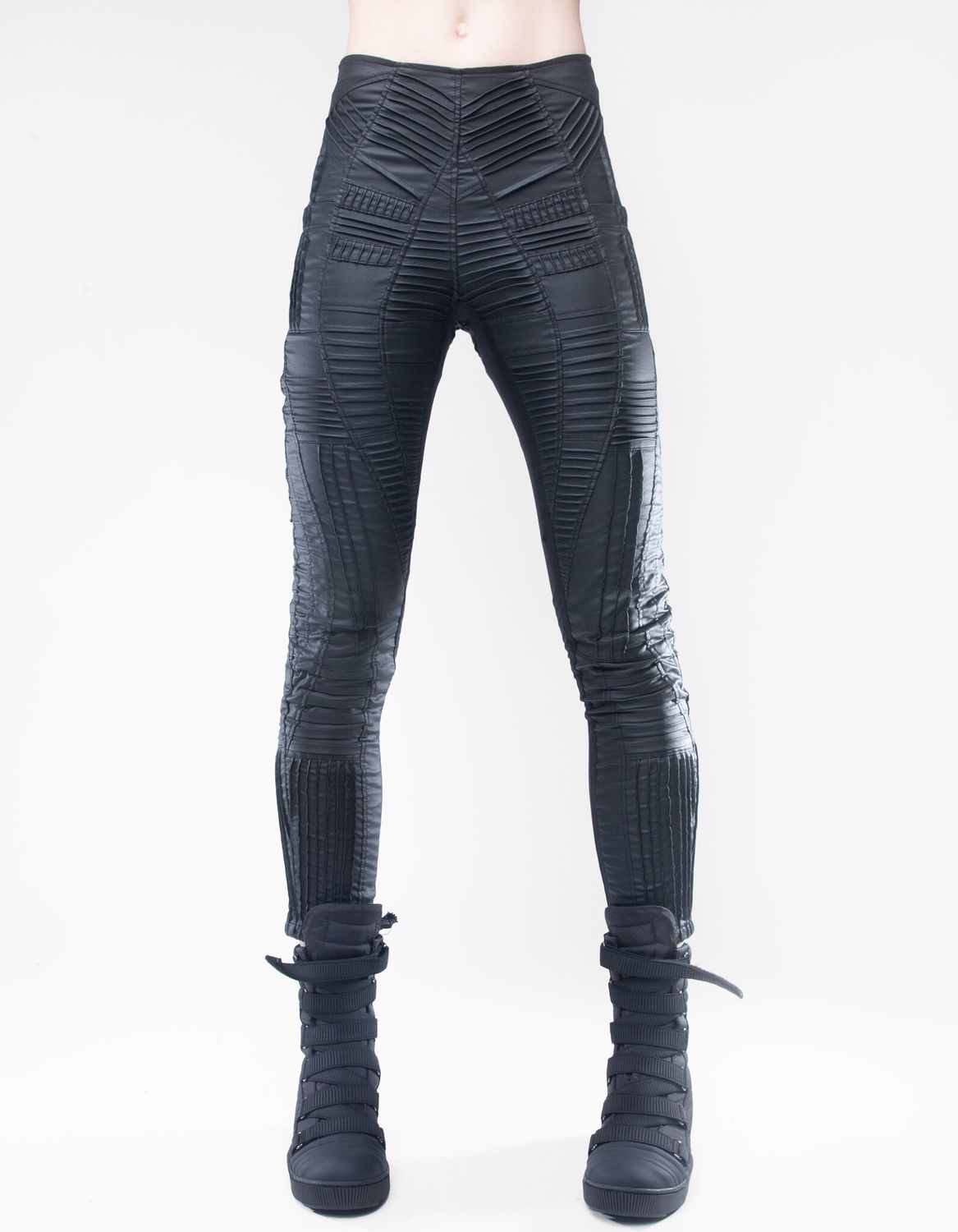 DEMOBAZA W JEANS F24 JEANS BEYOND 