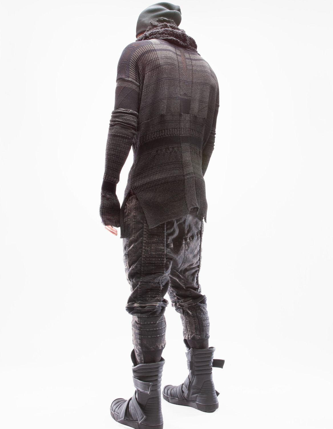 DEMOBAZA MEN TOP GRAPHITE CENTER F23