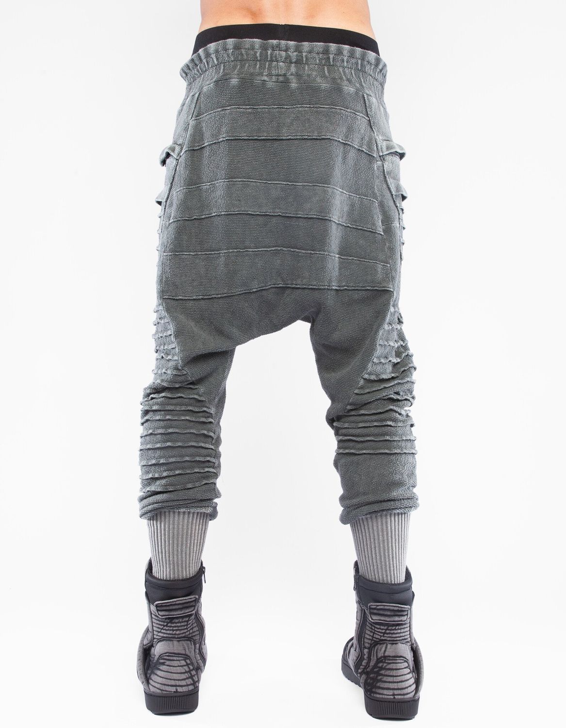 DEMOBAZA MEN PANTS S24 BAGGY HERMIT