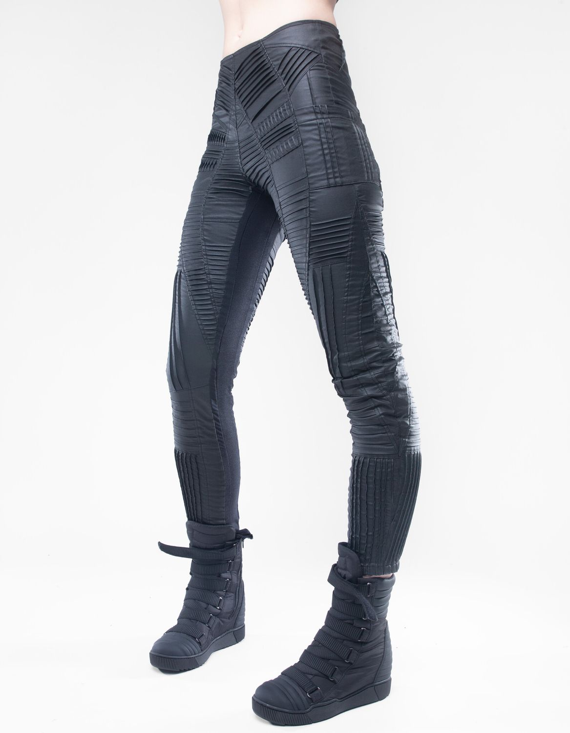 DEMOBAZA W JEANS F24 JEANS BEYOND
