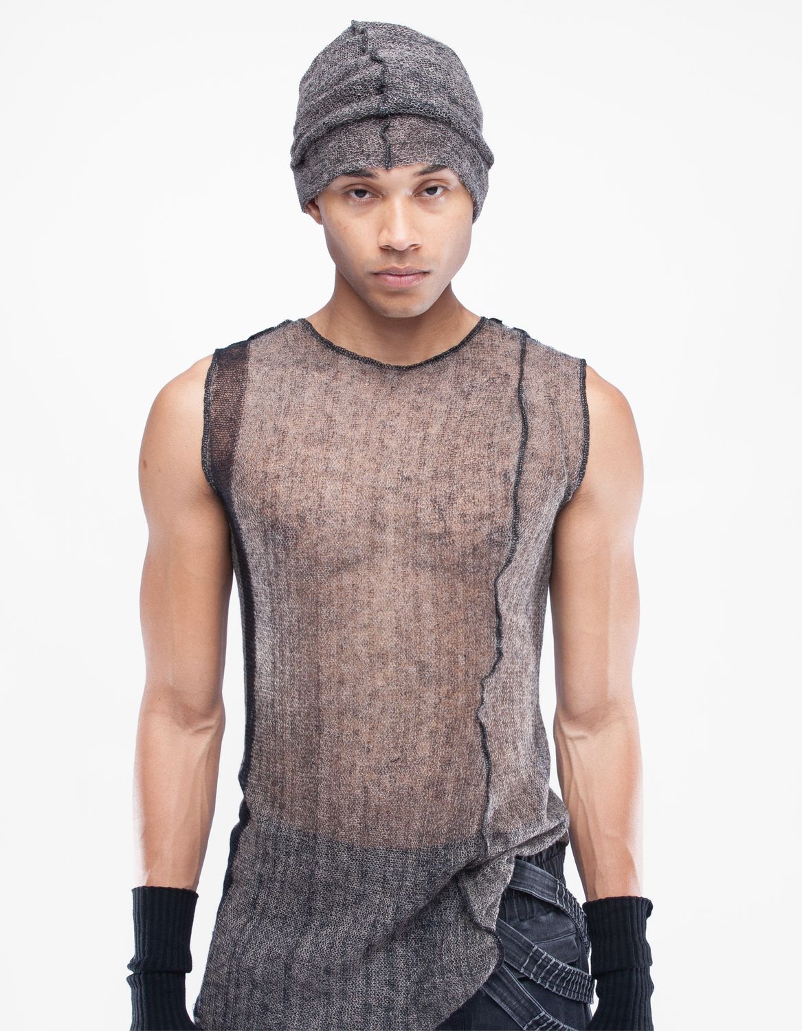 DEMOBAZA UNISEX HATS F 25 REFRAME