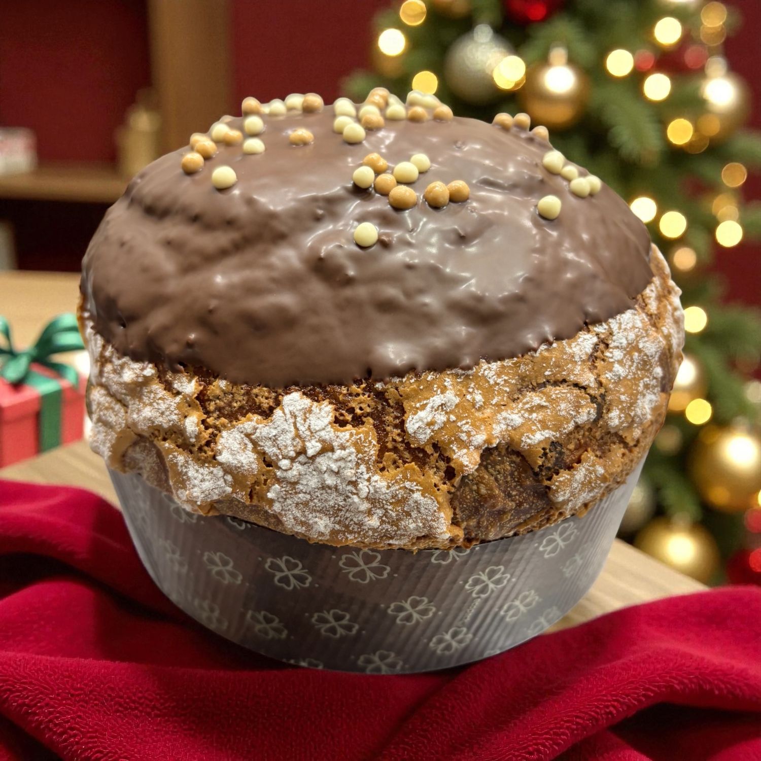 Panettone con baño y crispis de chocolate
