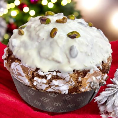 Panettone de Pistacho y limón, con chocolate blanco