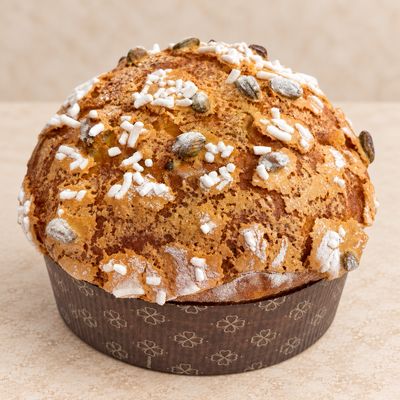 Panettone de Pistacho con Limón confitado.