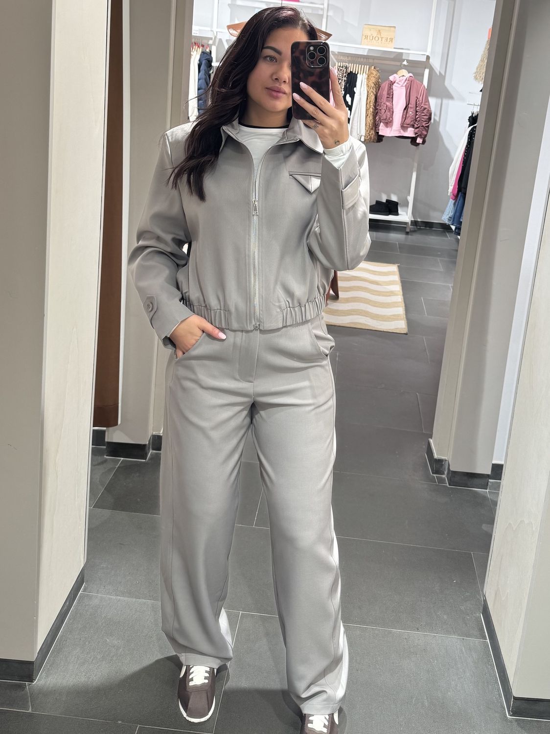 Ambika  Broek Diede – Grijs, Kleur: Grijs, Maat: S