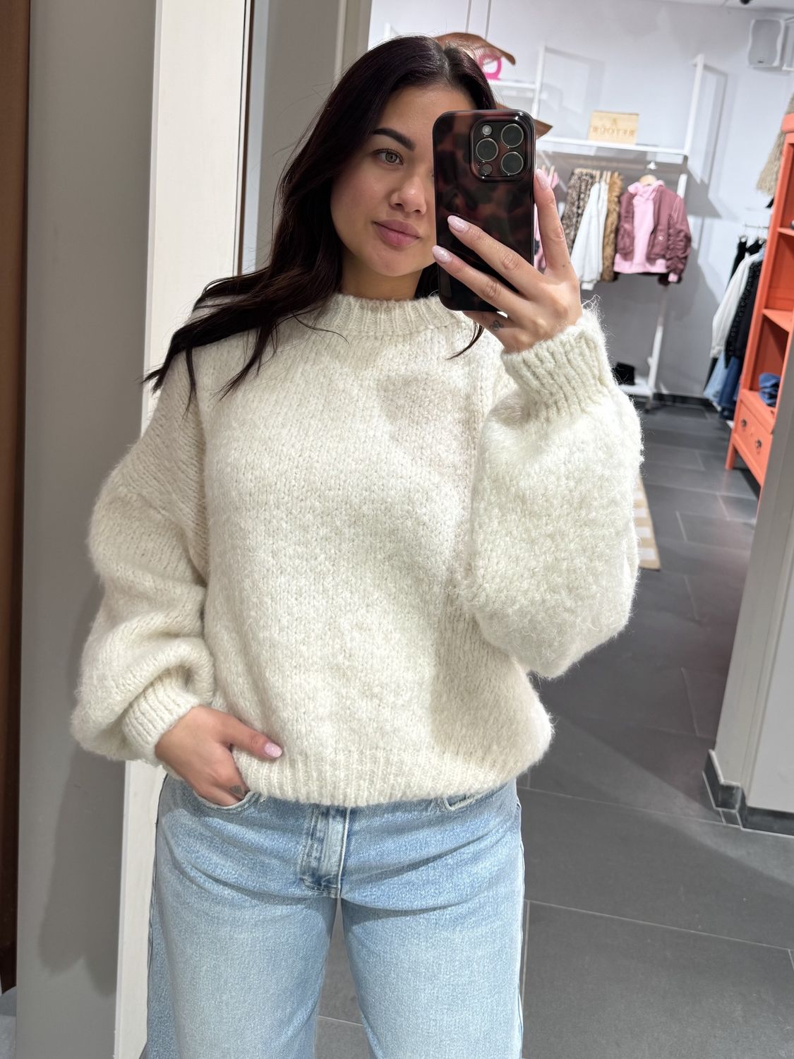 Ambika Trui Amira – Wit Ambika Trui Amira – Wit, Kleur: Wit, Maat: one size