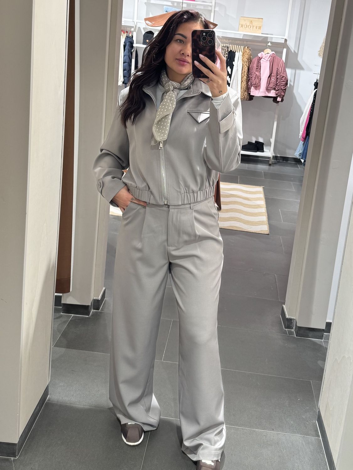 Ambika Broek Gris – Grijs Ambika Broek Gris – Grijs, Kleur: Grijs, Maat: XS