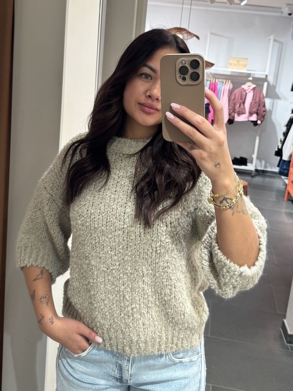 Ambika Andrina Trui – Beige