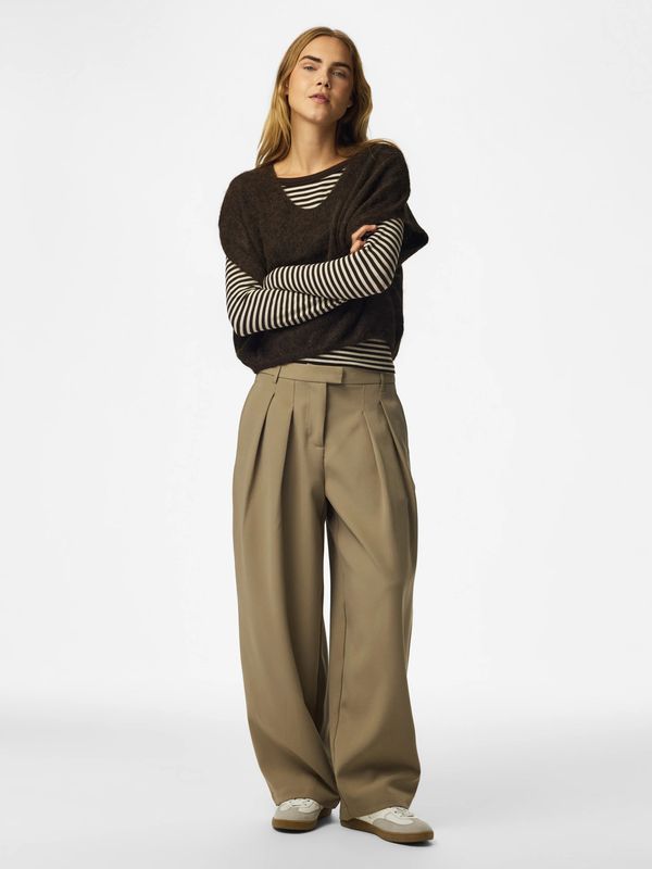 Pieces Sleeveless V-Neck Knit Vest Callie - Hot Fudge