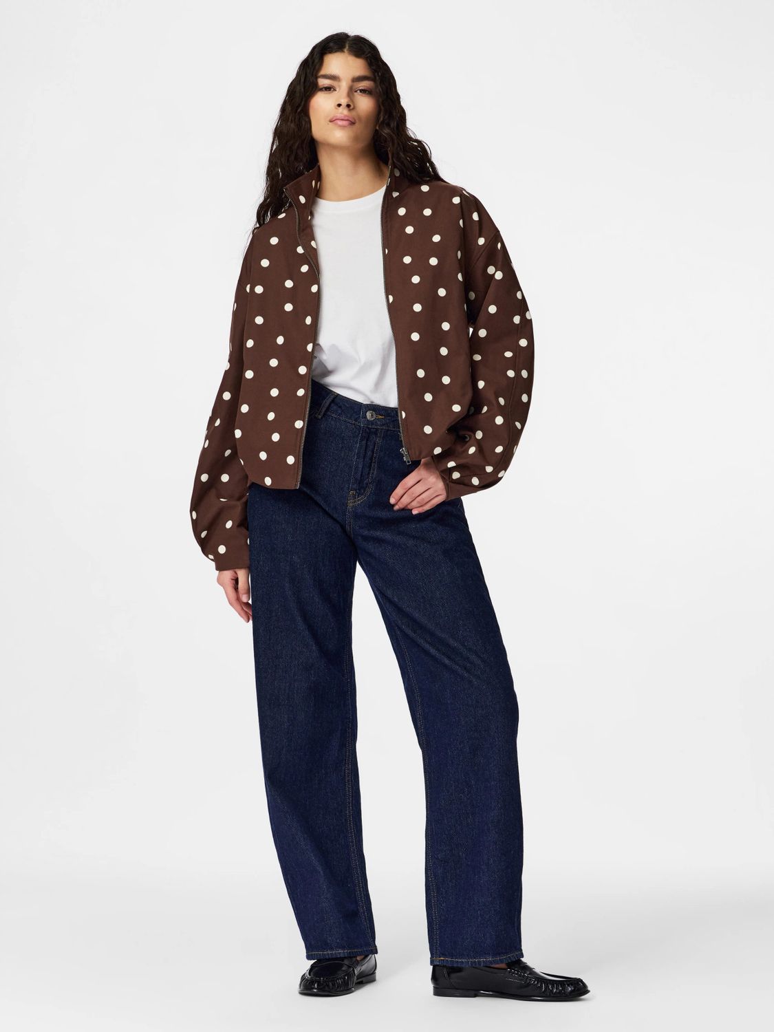 Pieces Bomber Jacket Elisabeth - Chicory Coffee, Kleur: Chicory Coffee Cloud dancer, Maat: M
