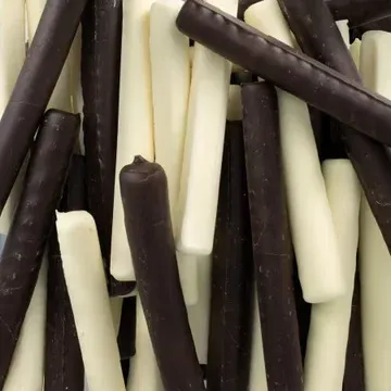 Tanzanitos blancos y chocolate negro