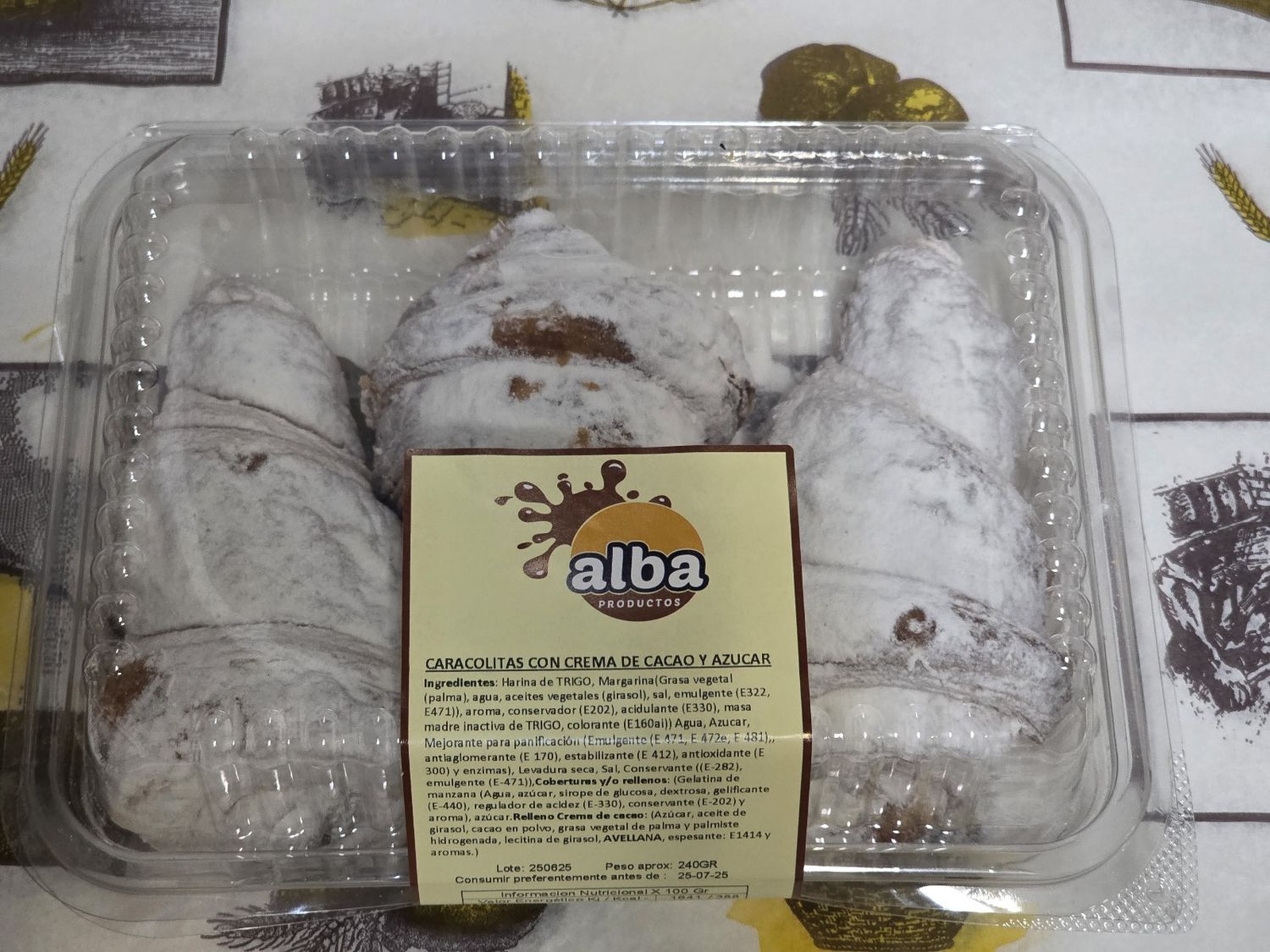 Caracolitas con Crema de Cacao y Azucar 3 un