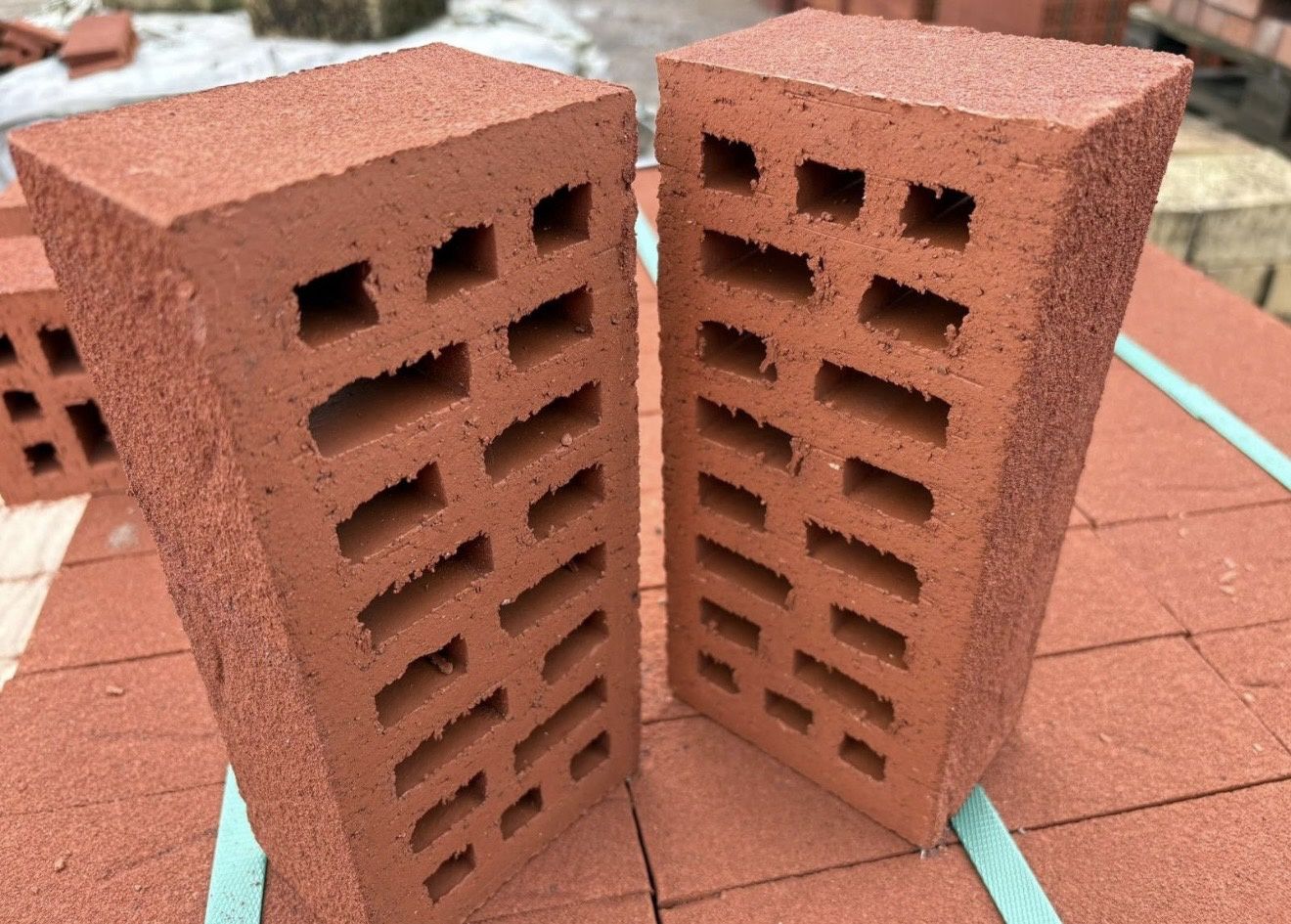 Ibstock Aston Red Textured (Pack of 552)