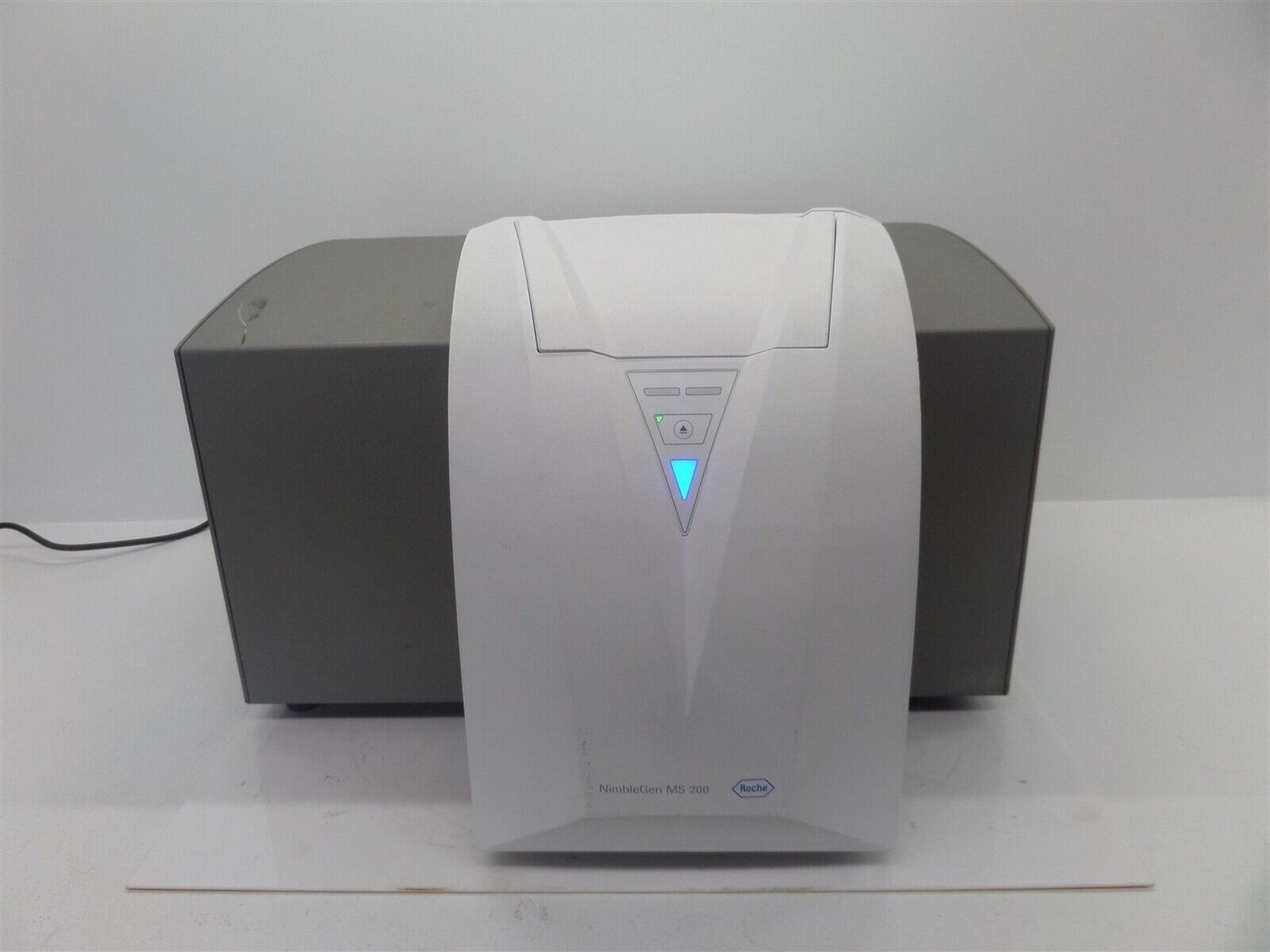 Roche Nimblegen MS200 Microarray Detection Scanner