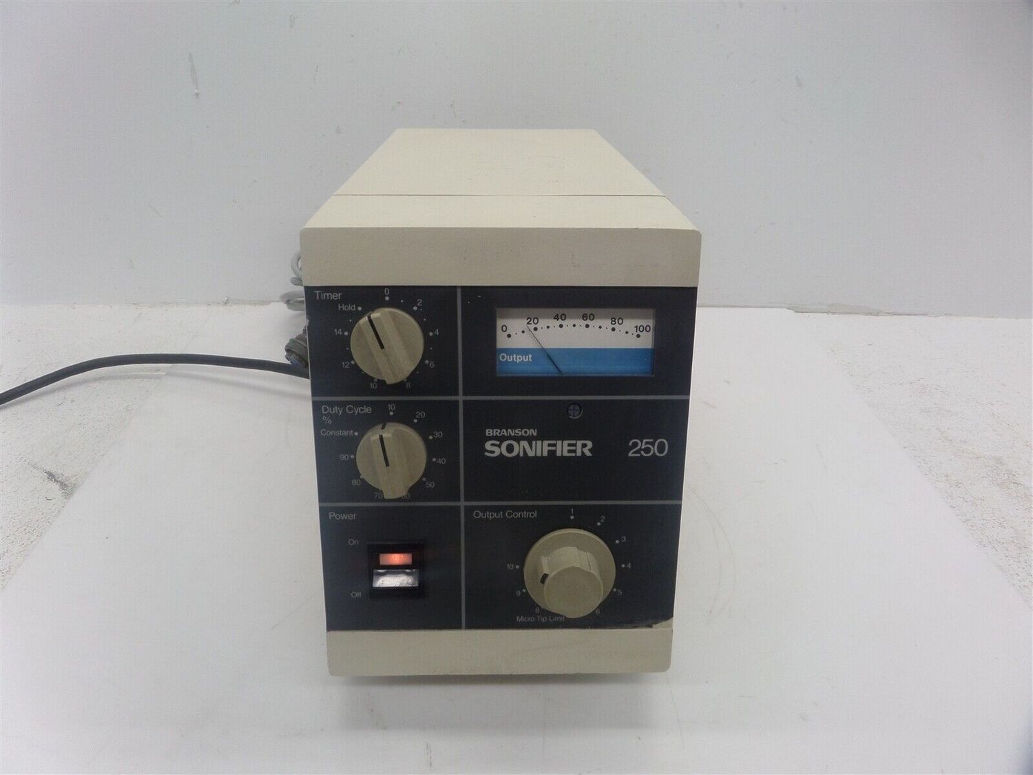 Branson Ultrasonics Sonifier 250 Analog Ultrasonic Cell Disruptor