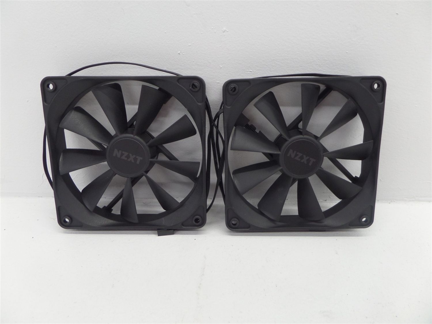 Lot Of 2- NZXT RF-AF12C-RB Rifle Bearing 120mm Case Fan