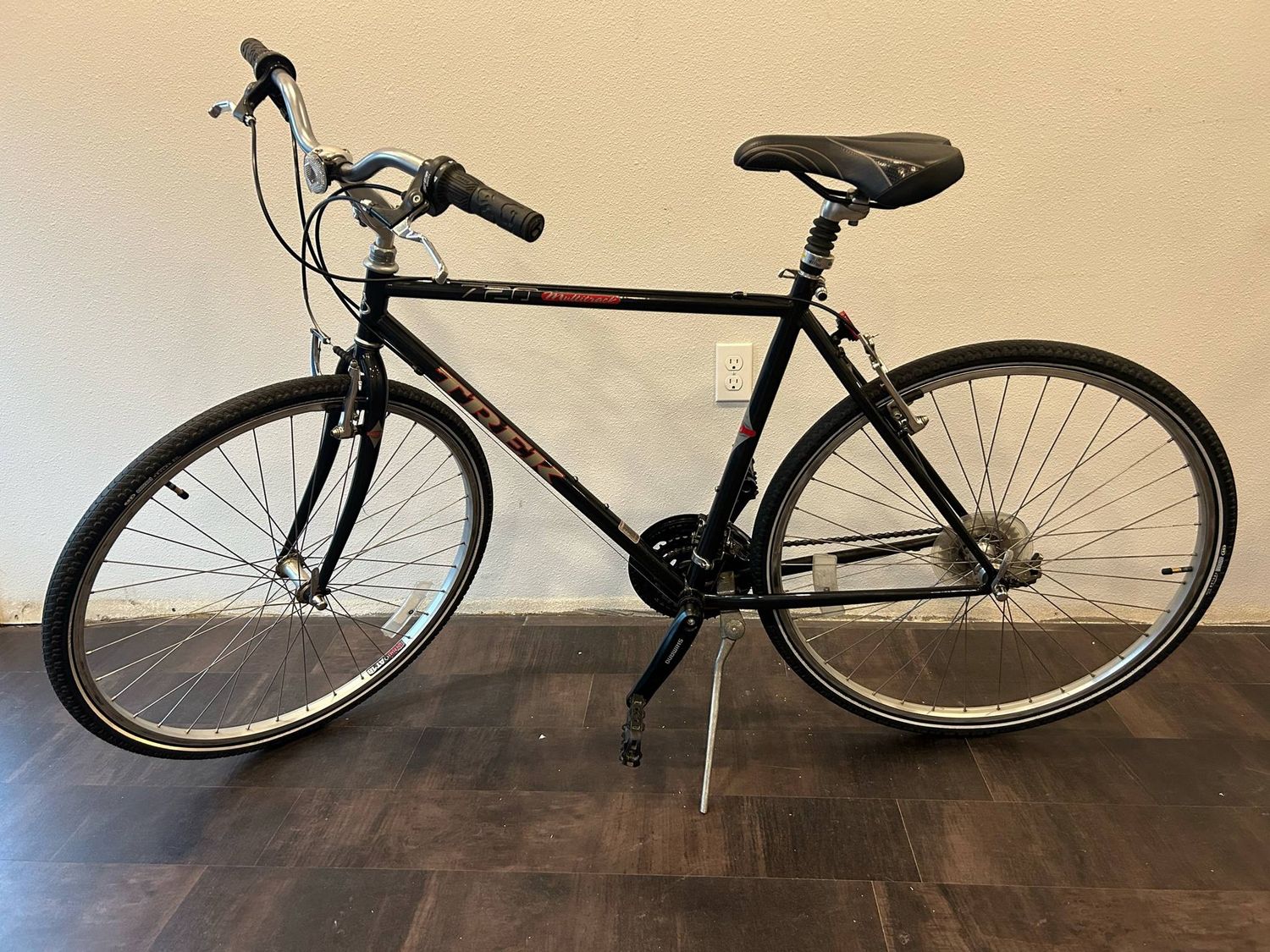 Trek 720 Multitrack Hybrid - Used