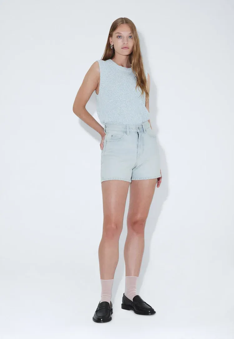 DR DENIM - Nora Shorts - Bay Superlight Creme Worn