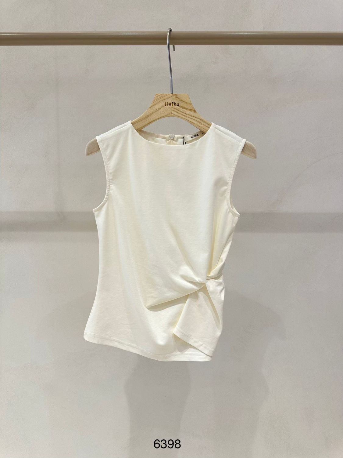 LUFF - Top met Knoop - White