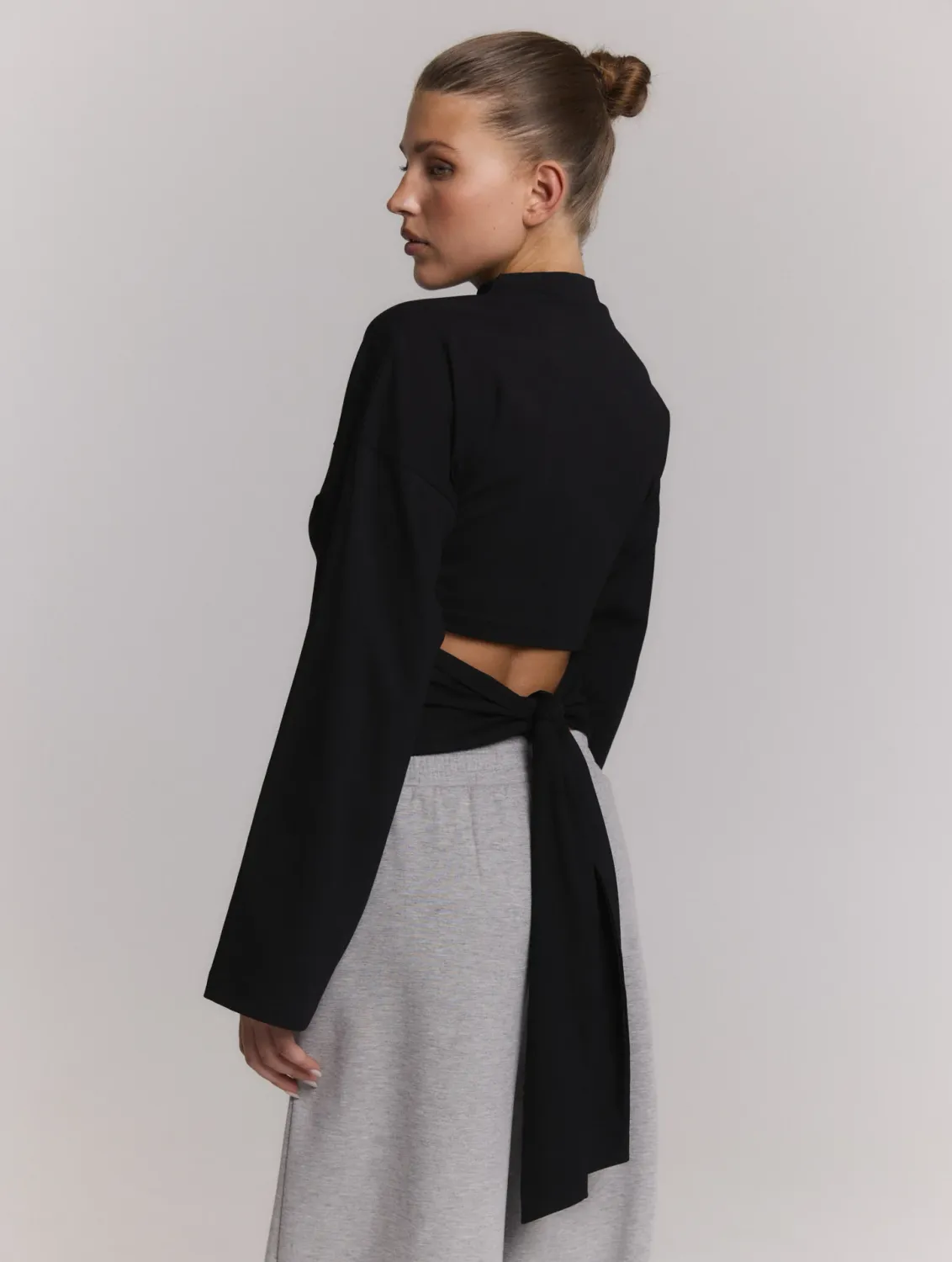 REFINED - Longsleeve Detail Black FEATHER - Black