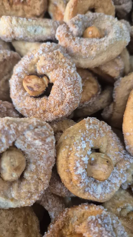 TARALLINI DOLCI CON NOCCIOLA