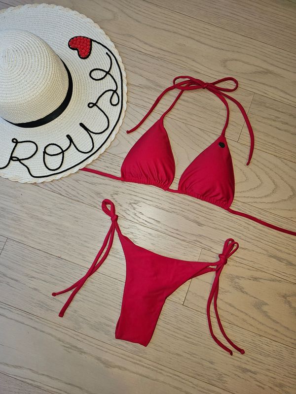 Bikini Gardenia Color Rojo talla M
