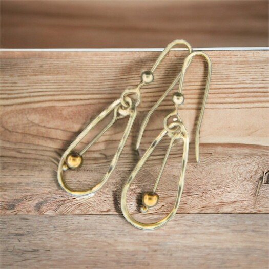 Oval Teardrop Dangle w/Bead