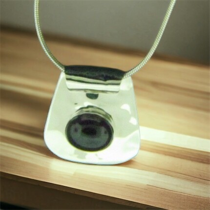 End Rolled Plate w/Stone Pendant