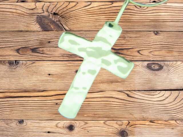 Heavy Cross Flat Pendant