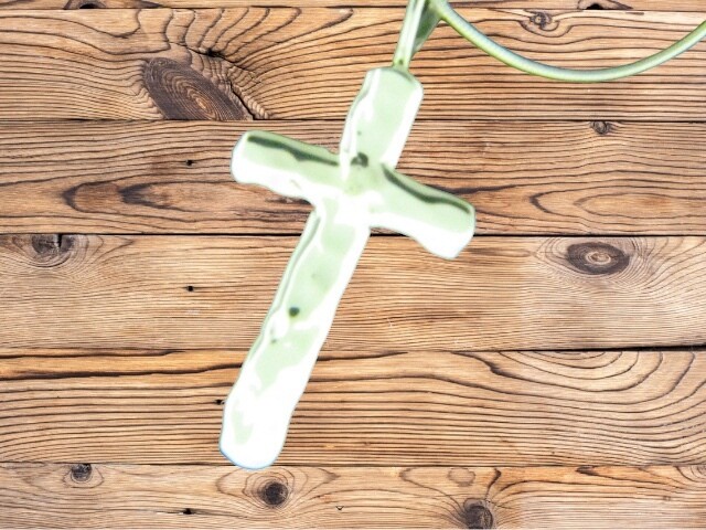 Heavy Cross Flat Pendant