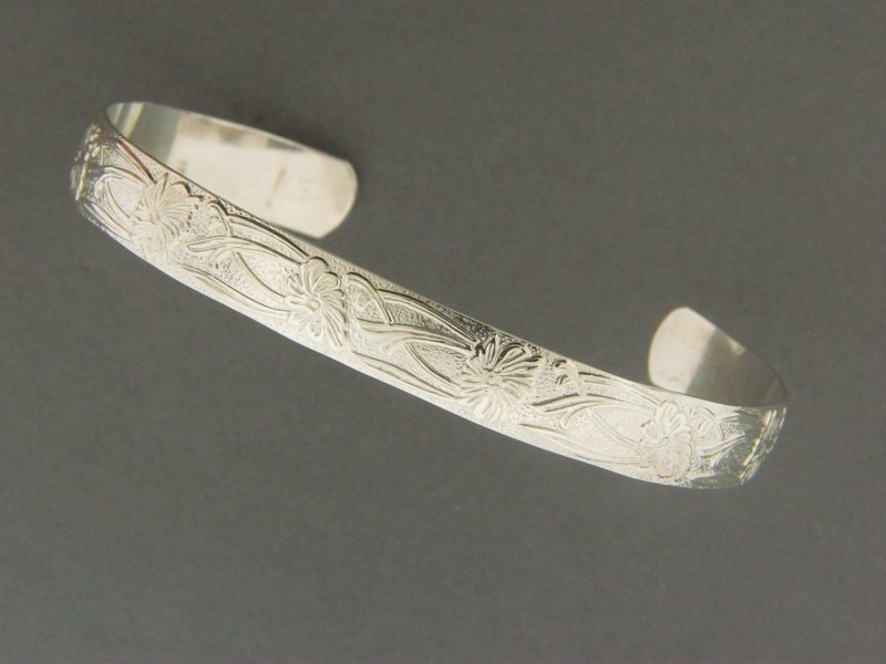 Wide Fancy Cuff