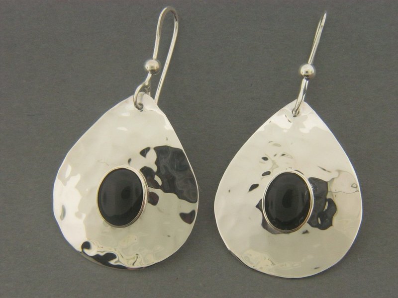 Large Teardrop Plate w/Stone