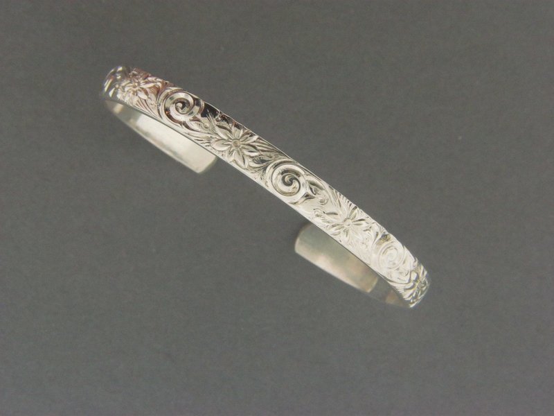 Child's Heavy Print Cuff