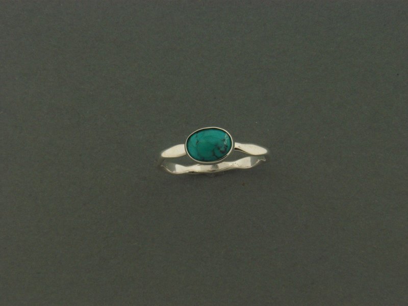 Hammered Band  w/Stone