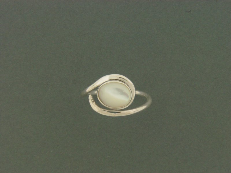 Swirl w/Stone