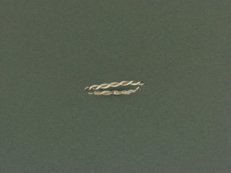 Double Twisted Skinny Ring
