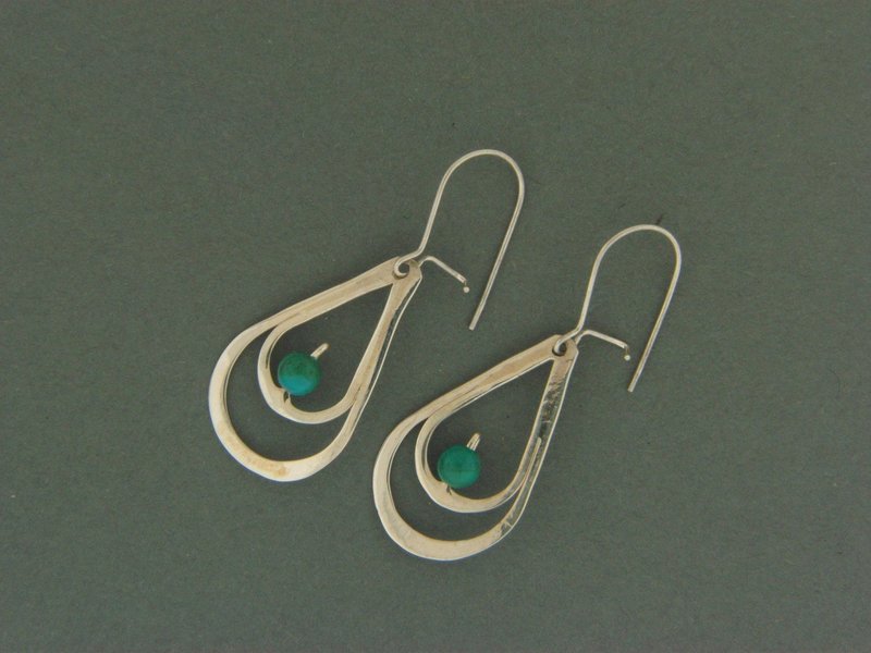 Double Tear w/Bead