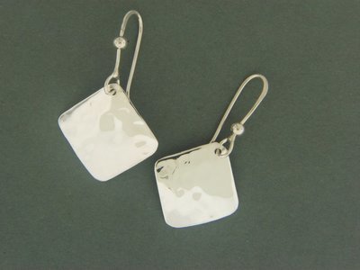 Med Hammered Square