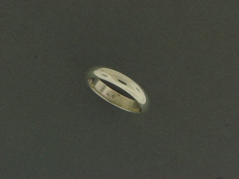 Medium Plain Ring
