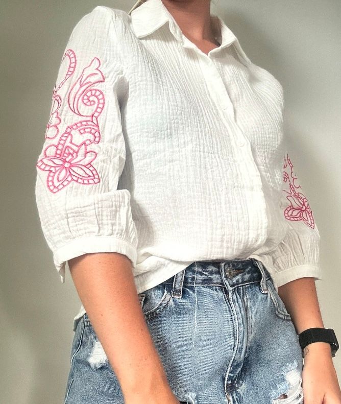 Bloes met roze touche