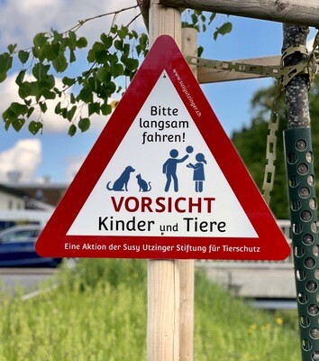 Reflektierendes Warnschild &quot;Vorsicht Kinder und Tiere&quot;