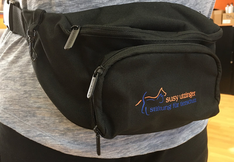 Bauchtasche mit SUST-Logo