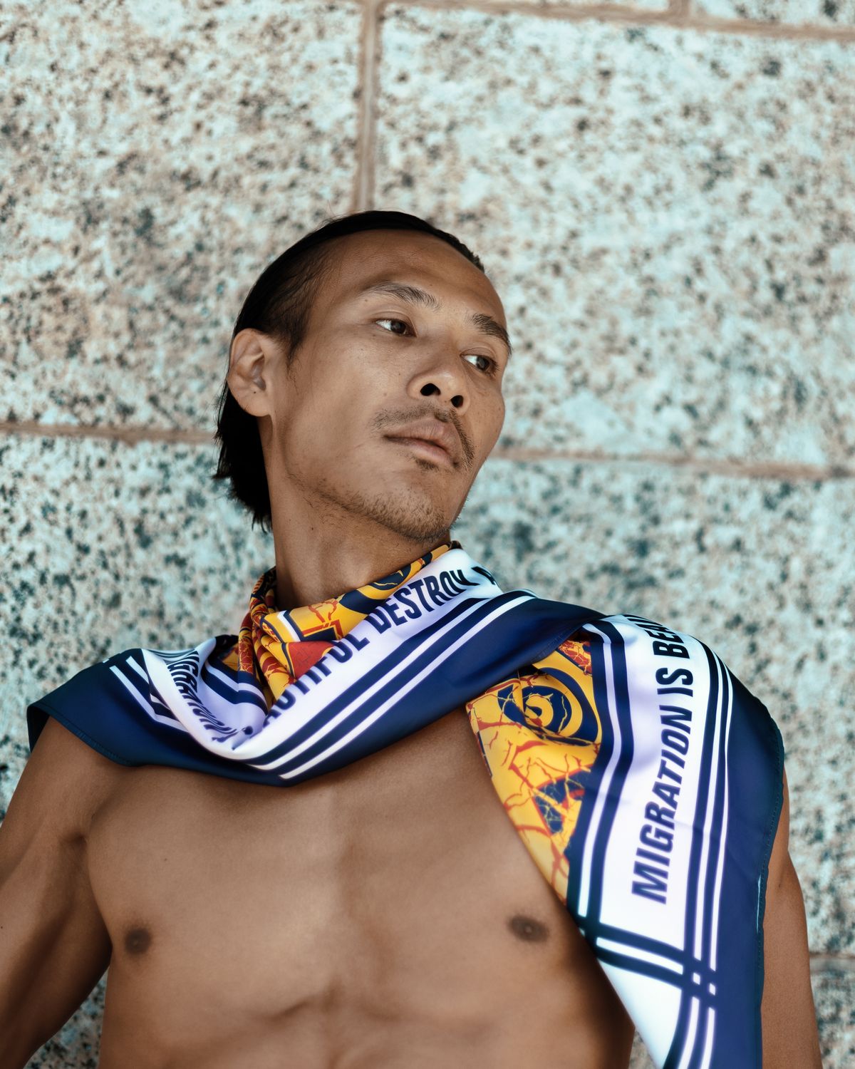 YELLOW &amp; NAVY HUMIDITY SCARF