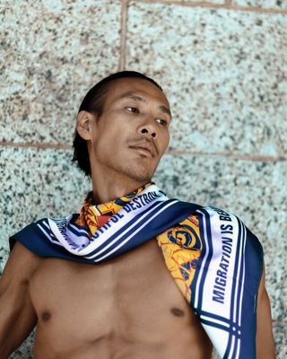 YELLOW &amp; NAVY HUMIDITY SCARF