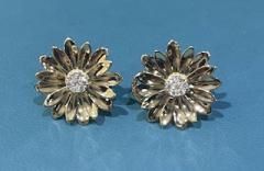 18K Yellow Gold Margherita Diamond Flower Earrings