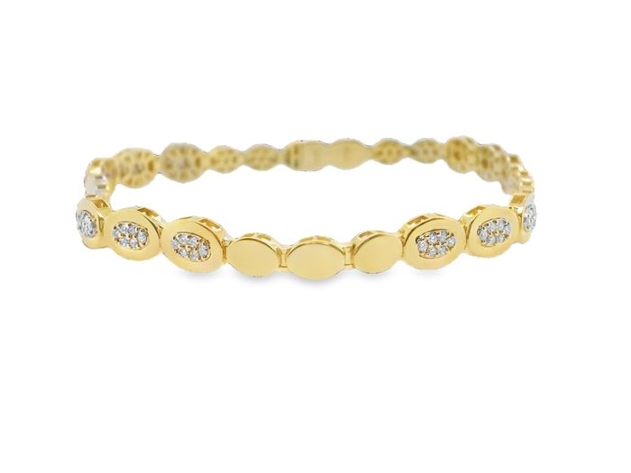 18K Yellow Gold .42ctw Diamond Oval Disc Bracelet