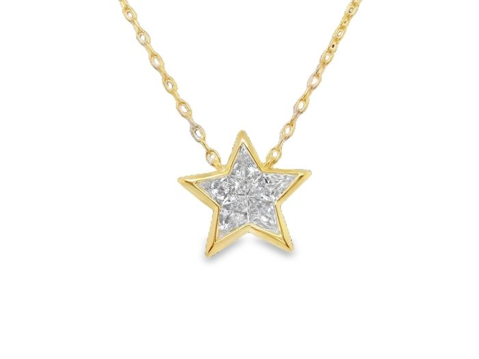 18K White Gold .54ctw Diamond Star Necklace