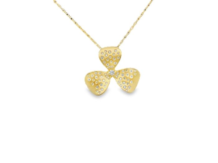 18K Yellow Gold .45ctw Scatter Diamond Clover Necklace